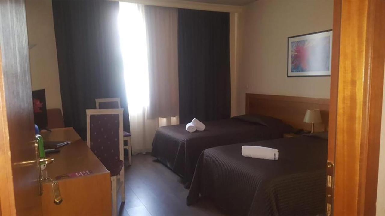 Hotel Doro City Tiranë Eksteriør bilde
