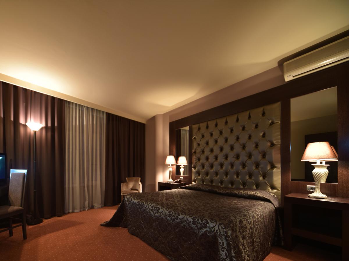 Hotel Doro City Tiranë Eksteriør bilde