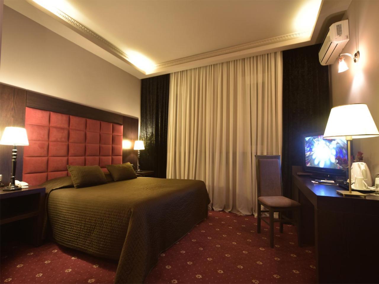 Hotel Doro City Tiranë Eksteriør bilde